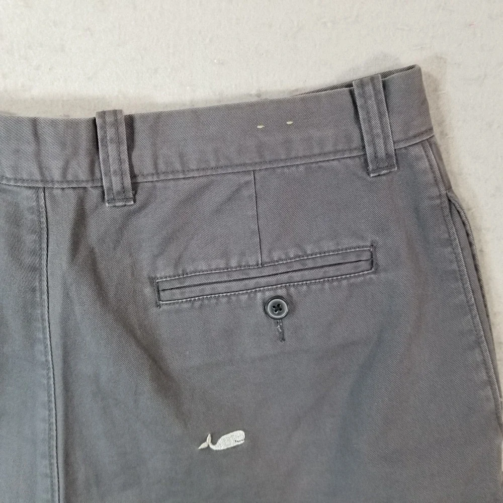 J Crew shorts men's 32x8 Gray cotton embroidered whales outdoor